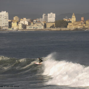 Surf en Gijón 20-09-2023